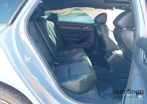 2022 Honda Accord Sport 2.0T z USA, uszkodzony, nr VIN 1HGCV2F37NA001810